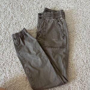 American Eagle Outfitters Grey Elastic Waist Chinos